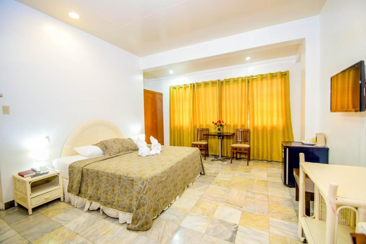 Kalibo Hotel Luaran gambar